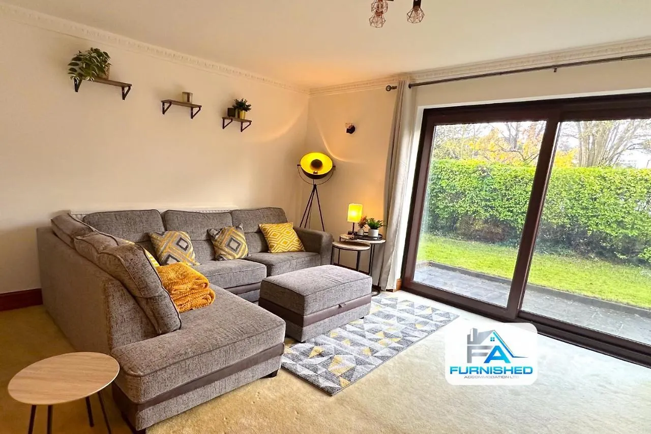 度假居 Contractor Stays By Furnished Accommodation Leeds - Free Van Parking On Driveway 布拉姆霍普 英国